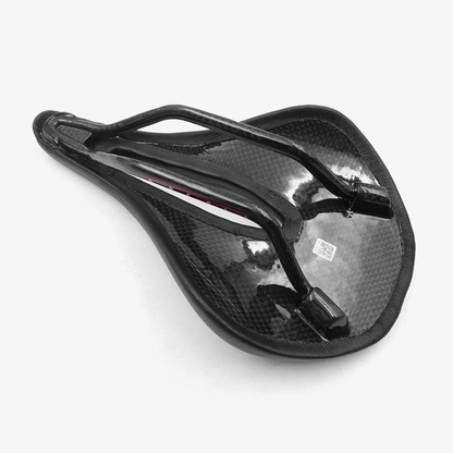 Sillin Carbono Ultraliviano 167g 154mm